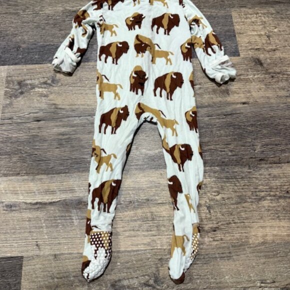 KicKee Pants Buffalo Print 6-9 Months Footie Pajamas - Picture 2 of 4